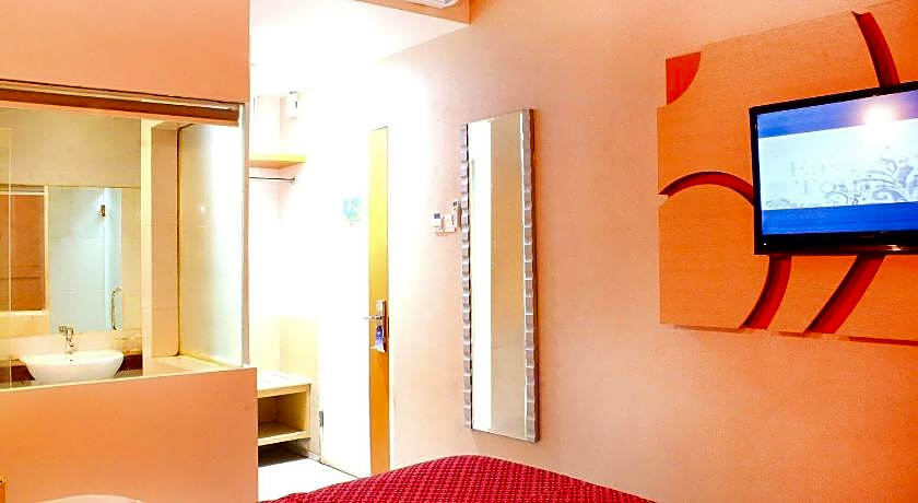 Dewarna Hotels Sutoyo