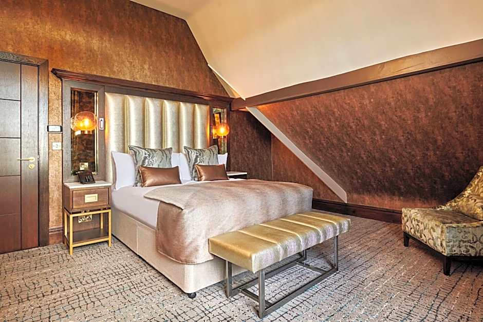 Aldwark Manor Estate