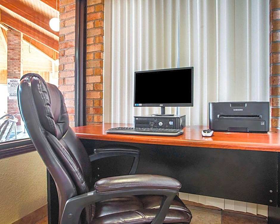 Quality Inn & Suites Kimberly - Appleton East