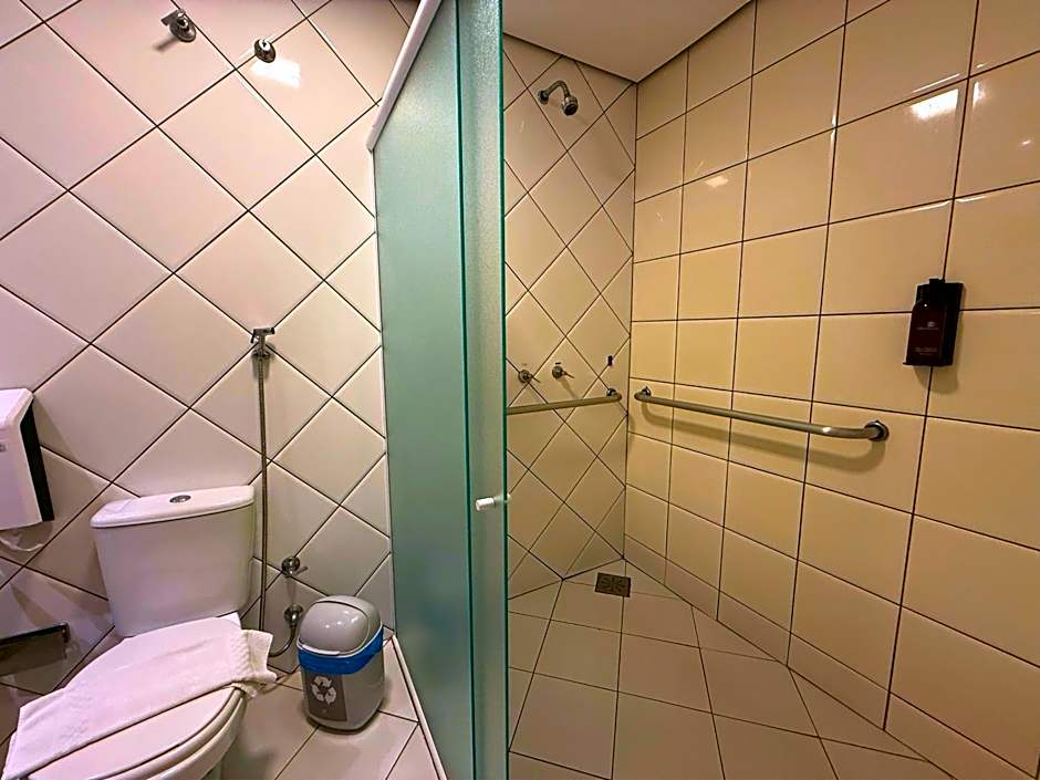 Continental Inn Hotel