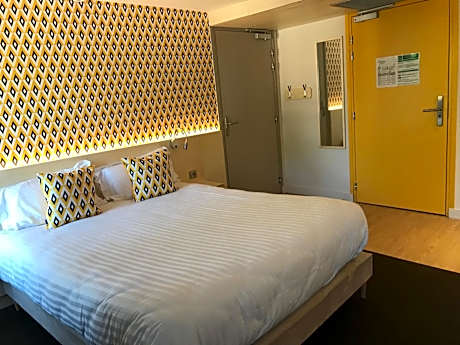 Premium Triple Room