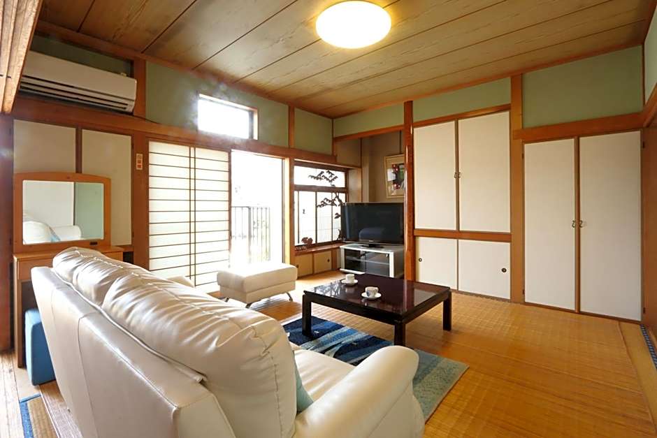 Hitoyoshi Morinohall Ladies in - Female Only