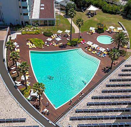 Aqualuz Troia Rio by The Editory