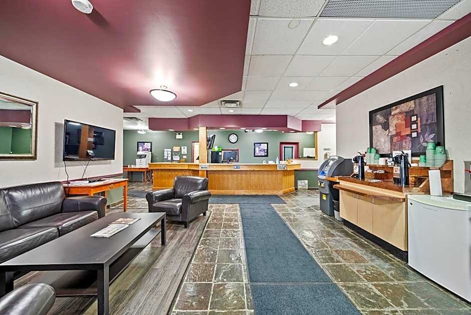Guest House Inn & Suites