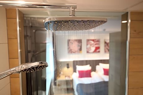 2 Single Beds, Non-Smoking, Standard Room, Free Internet, Full Breakfast