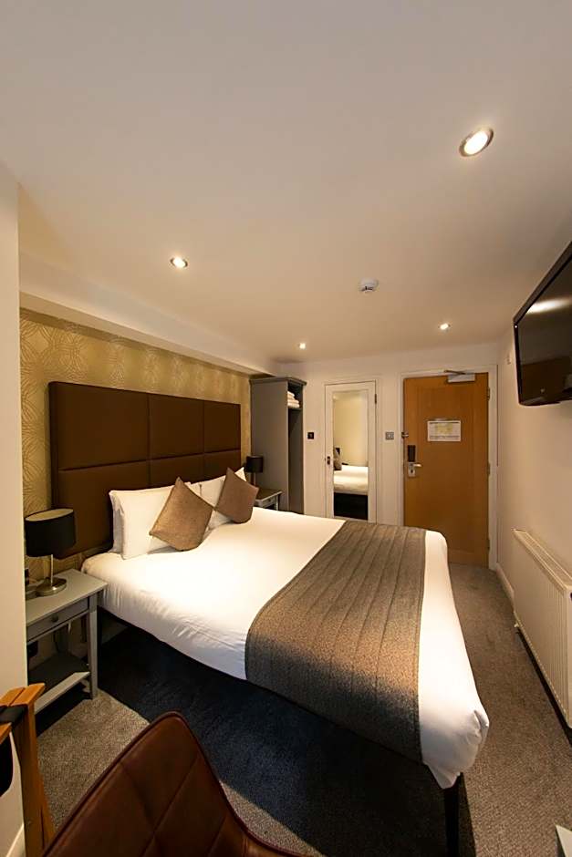 Duke Of Leinster Hotel