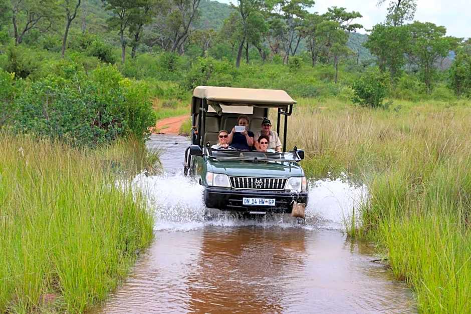 Inzalo Safari Lodge