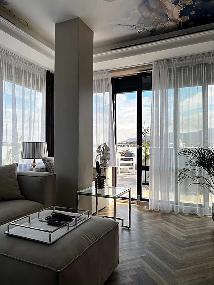 Sky Roof Apartments