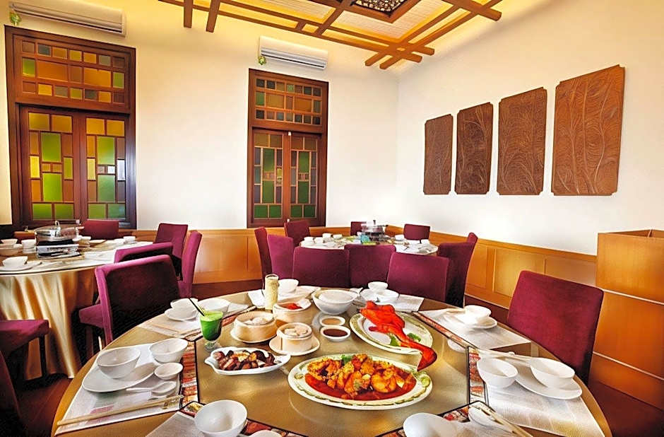 Gino Feruci Kebon Jati Bandung