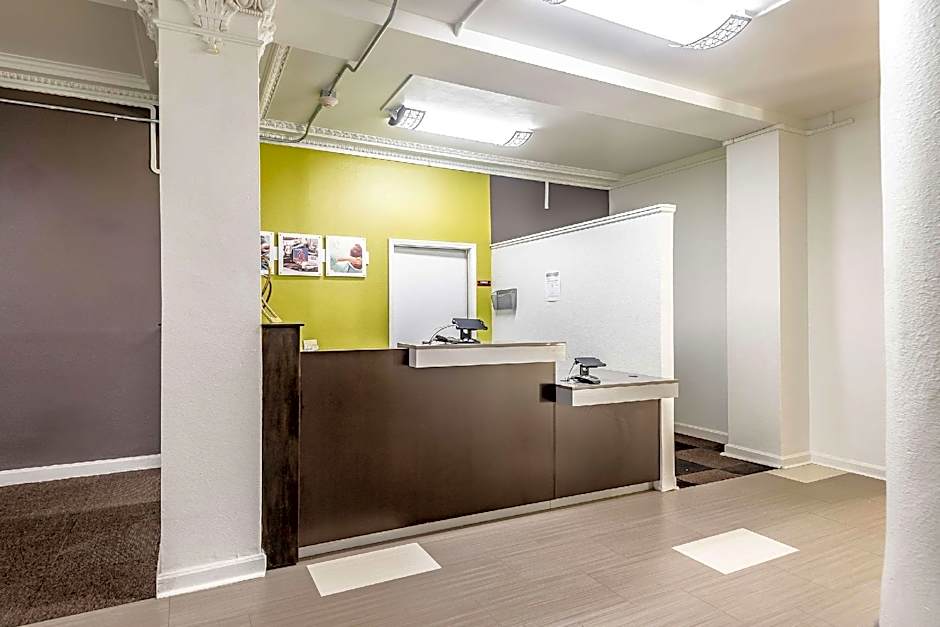 Quality Inn Suites Kansas City Downtown – Kansas City, MO