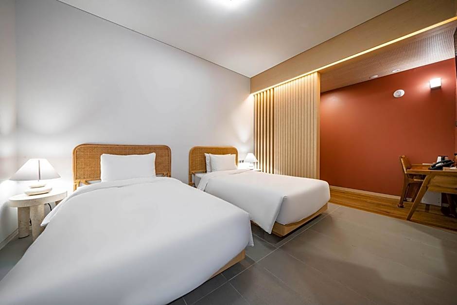 Hound Hotel Haeundae Signature