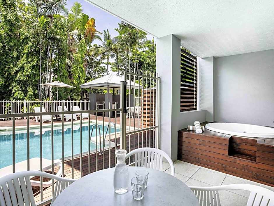 Mantra Aqueous Port Douglas