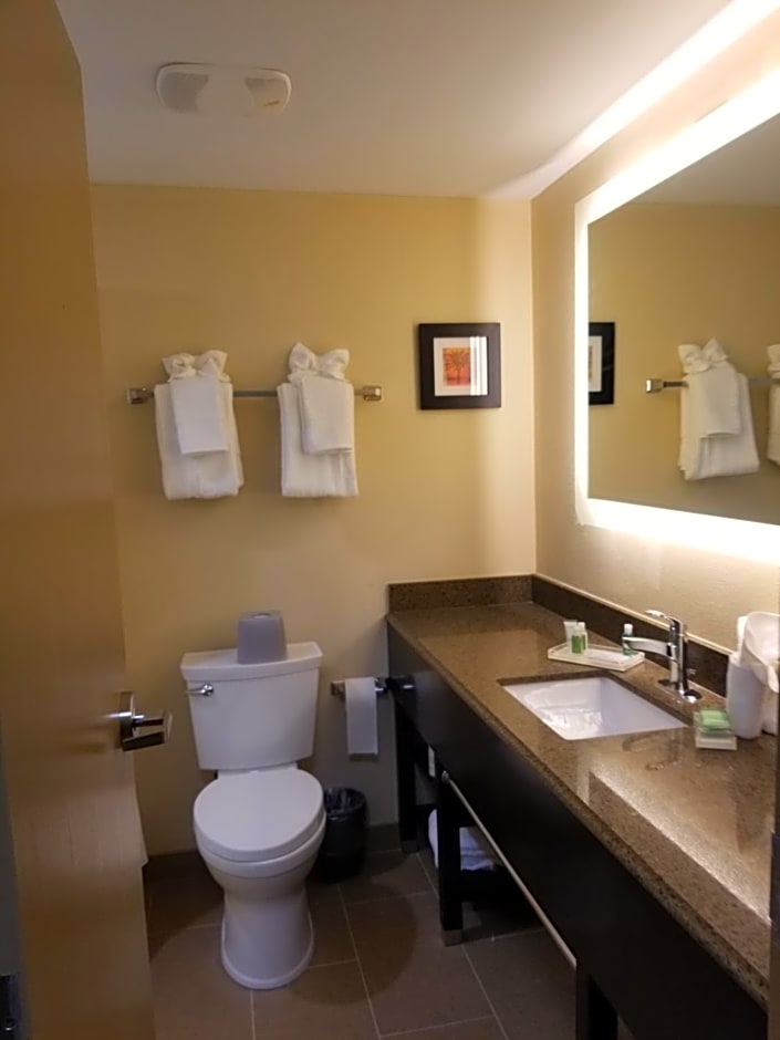 Holiday Inn Poughkeepsie, an IHG Hotel
