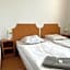 Hotel Avion
