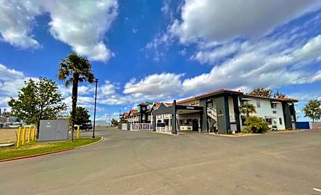 SureStay Hotel by Best Western Williams