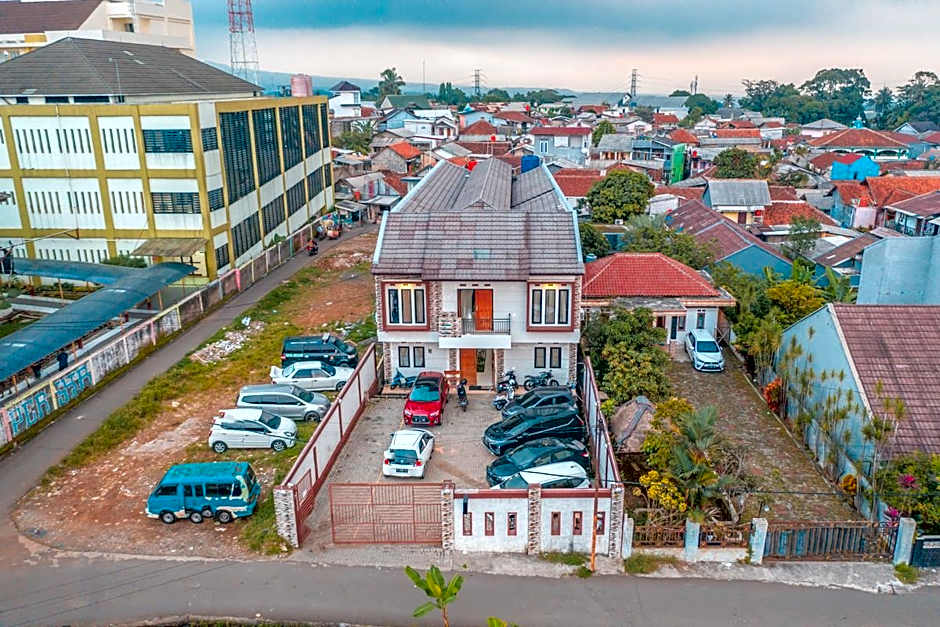 OYO Life 2335 Kos 89