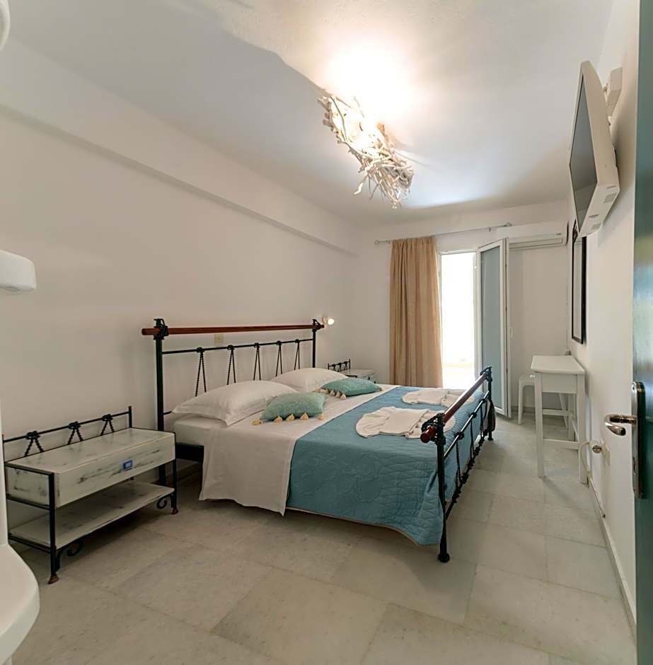 TERRA FOS NAXOS STUDIOS