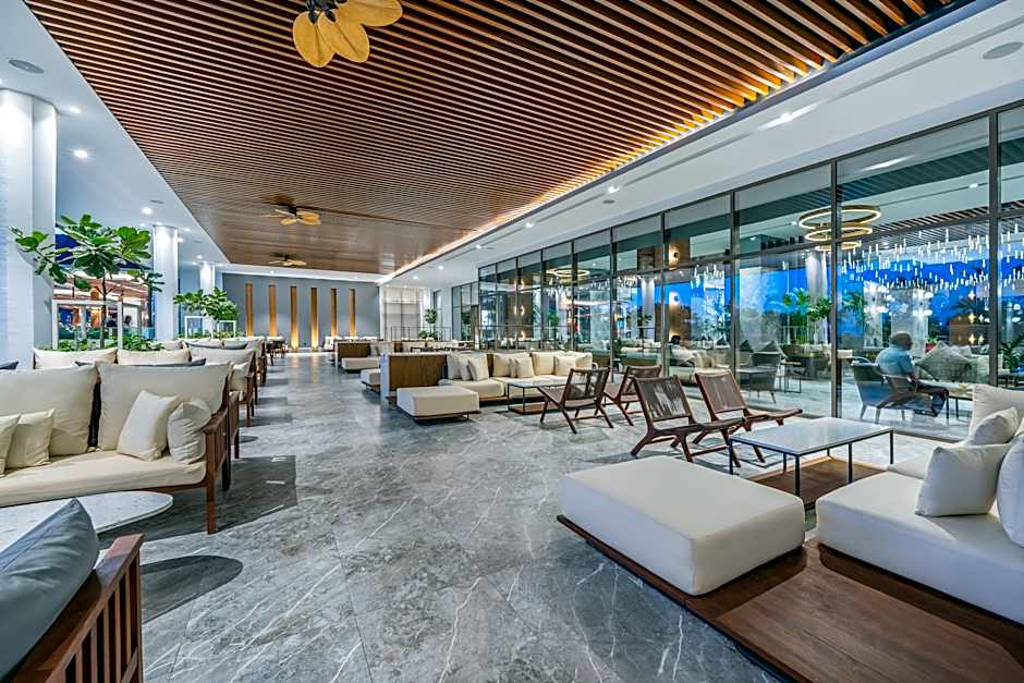 Sural Saray (Adult Only +16)