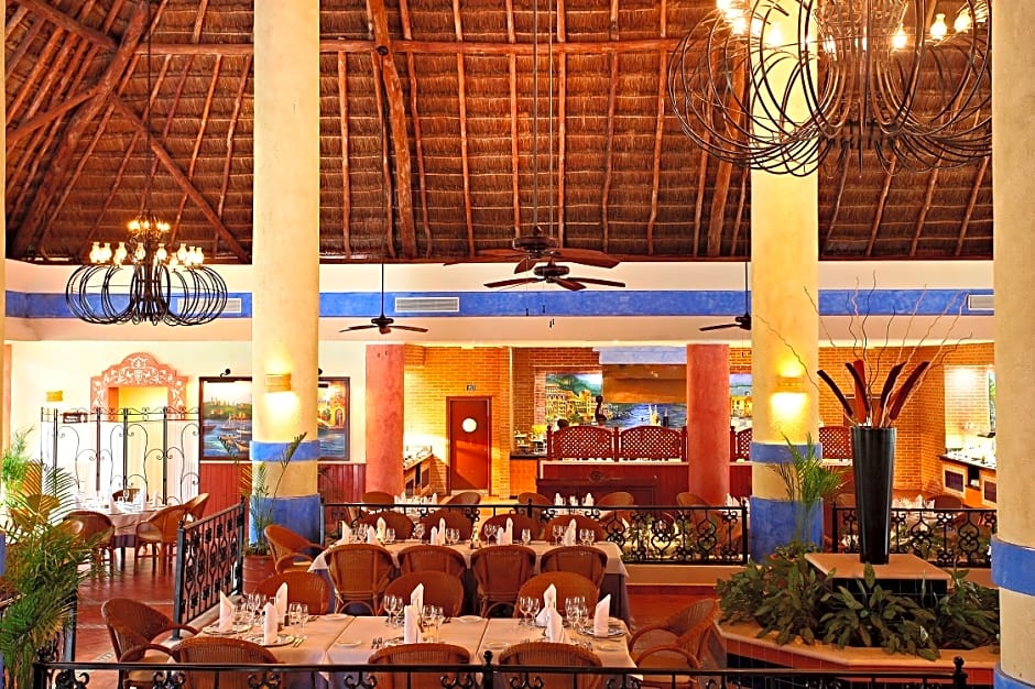 Bahia Principe Grand Coba All Inclusive