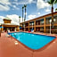 Econo Lodge Inn & Suites Eagle Pass