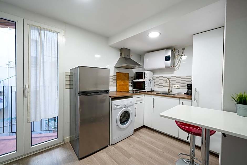 Apartamentos GO - Leopoldo Cano Center