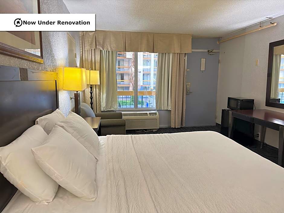 The Lodge Hotel and Banquets