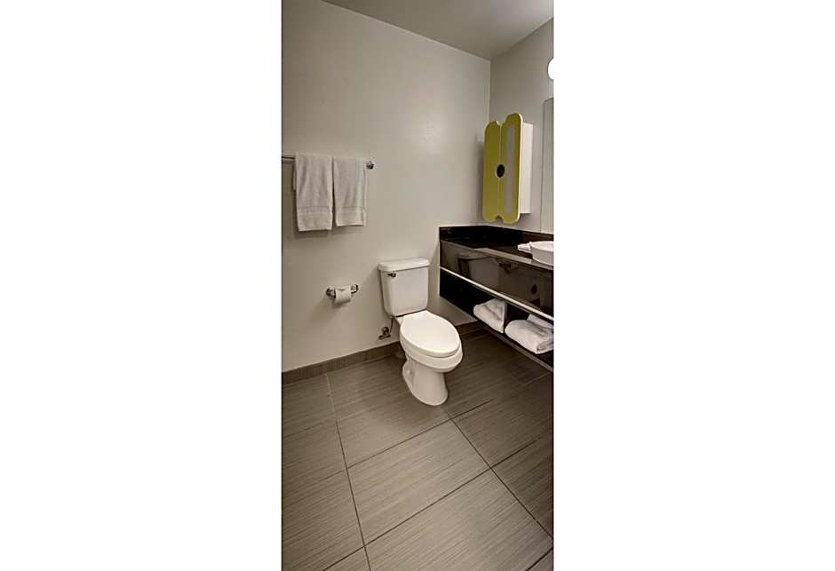 Murray Inn & Suites