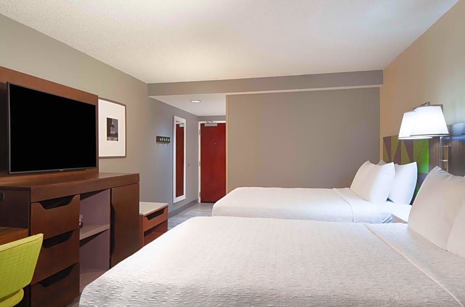 Hampton Inn By Hilton And Suites Atlanta Airport
