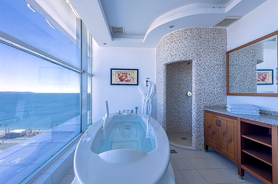 Crowne Plaza Antalya By IHG