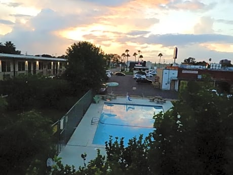 Siesta Inn McAllen
