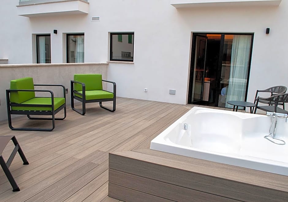 Ars Magna Bleisure Hotel