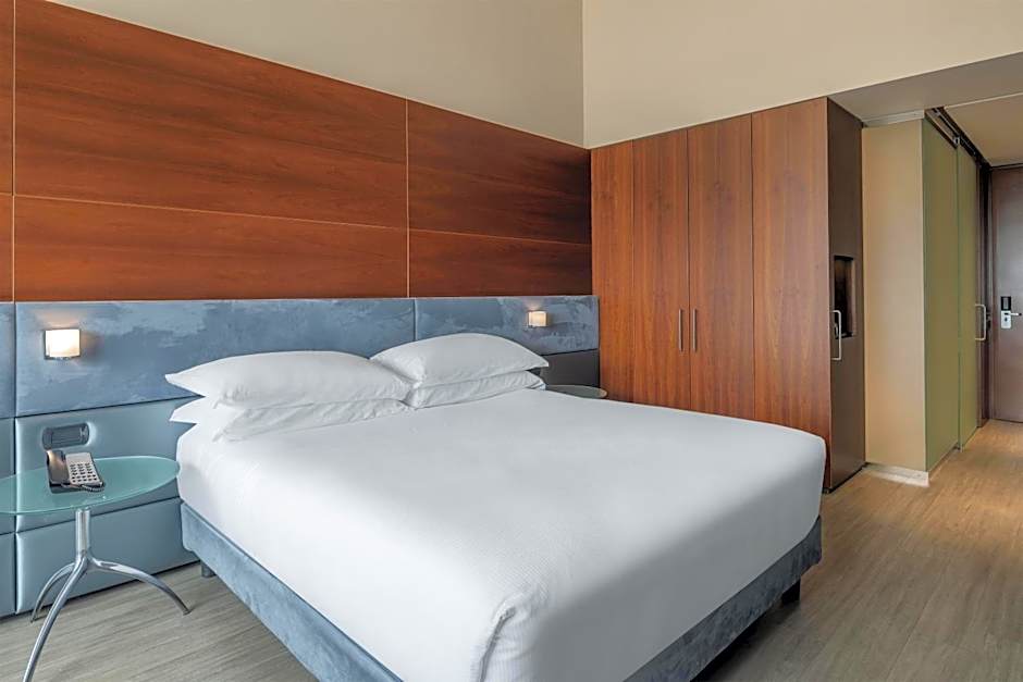 DoubleTree by Hilton Turin Lingotto