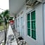 RedDoorz Syariah near RS Awal Bros Batam