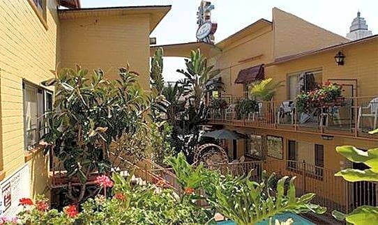Hollywood Downtowner Inn