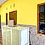 OYO Life 92920 Rumah Kost Azca