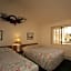 Monterey Fireside Lodge
