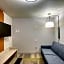 Holiday Inn Express Hotel & Suites Milwaukee Airport By IHG