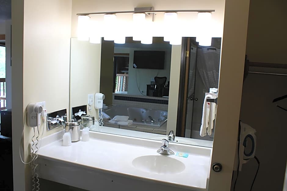 American Inn And Suites Ionia