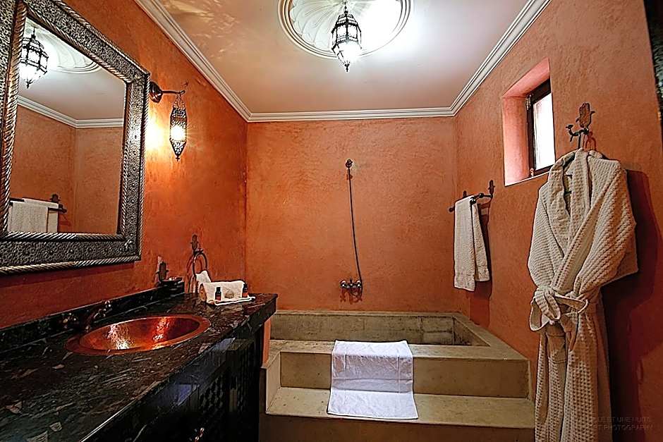 Riad Mille Et Une Nuits