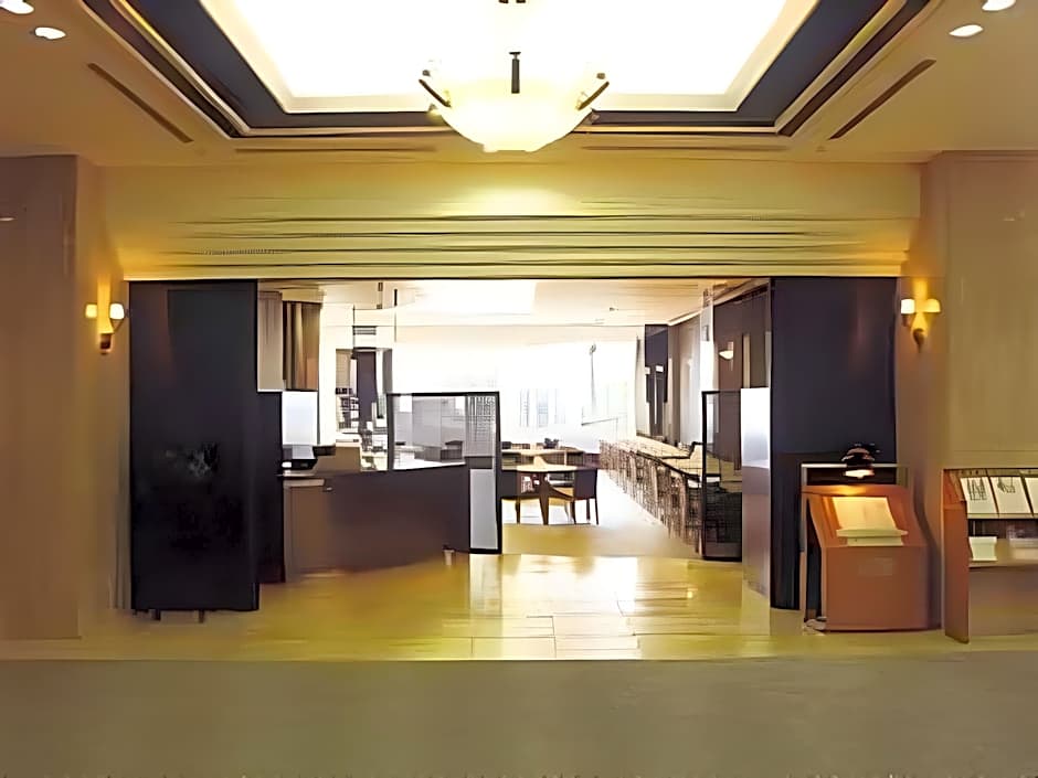 Cypress Garden Hotel