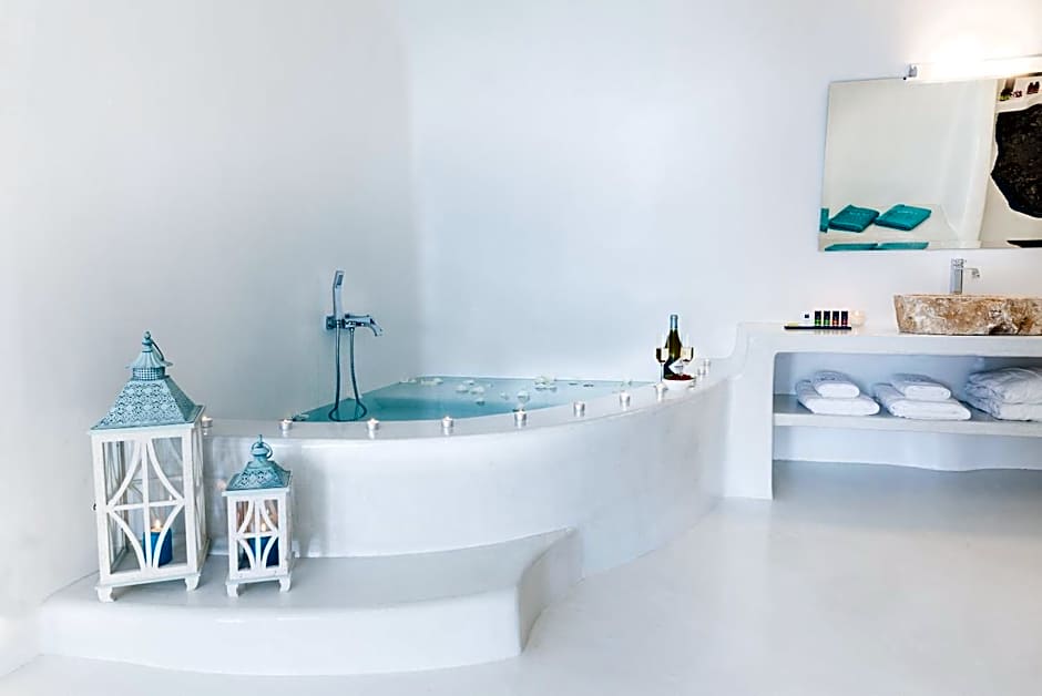Photo 1 of 29 of Deluxe Suite, Plunge Pool