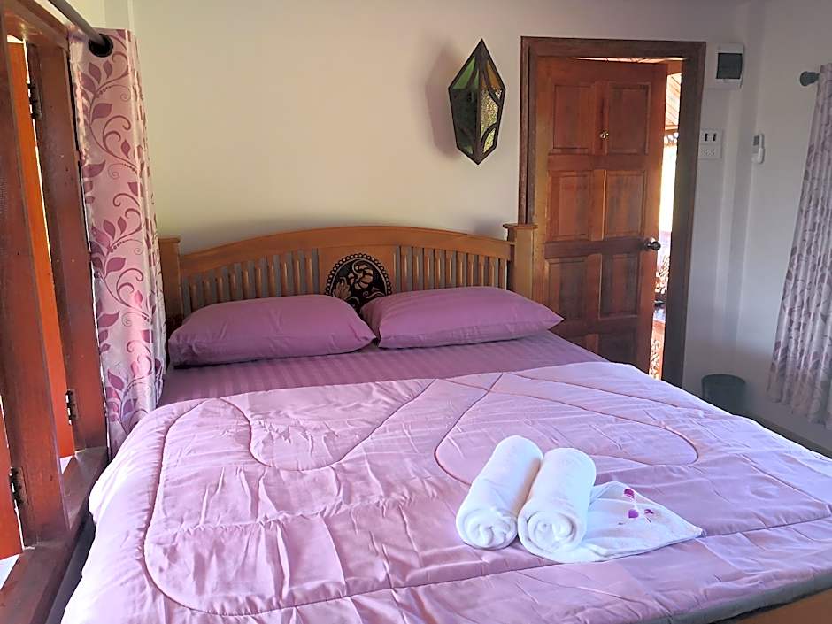 Photo 1 of 18 of Bungalow