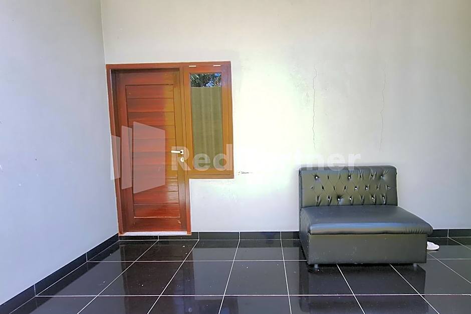 Vins Homestay Kroya Mitra RedDoorz