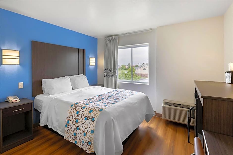 SureStay Plus Hotel by Best Western Niagara Falls East