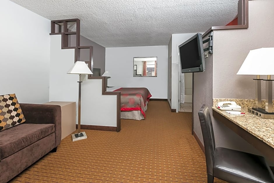 Ramada by Wyndham El Paso