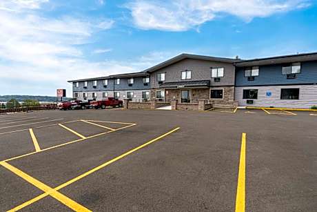 Econo Lodge Madison East