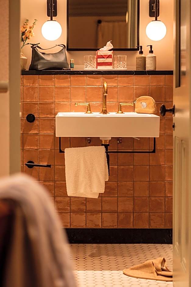 No.124 by GuestHouse, Brighton