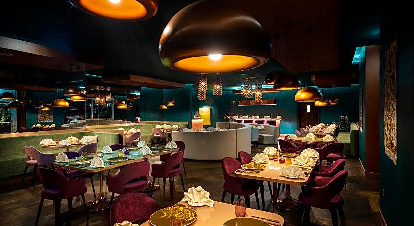 Centara West Bay Hotel & Residences Doha