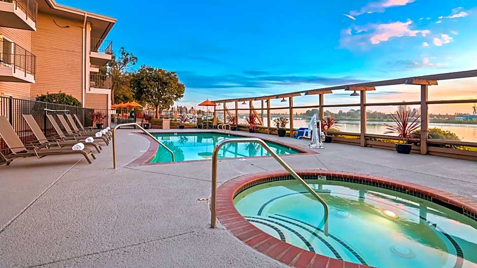 Executive Inn & Suites Oakland