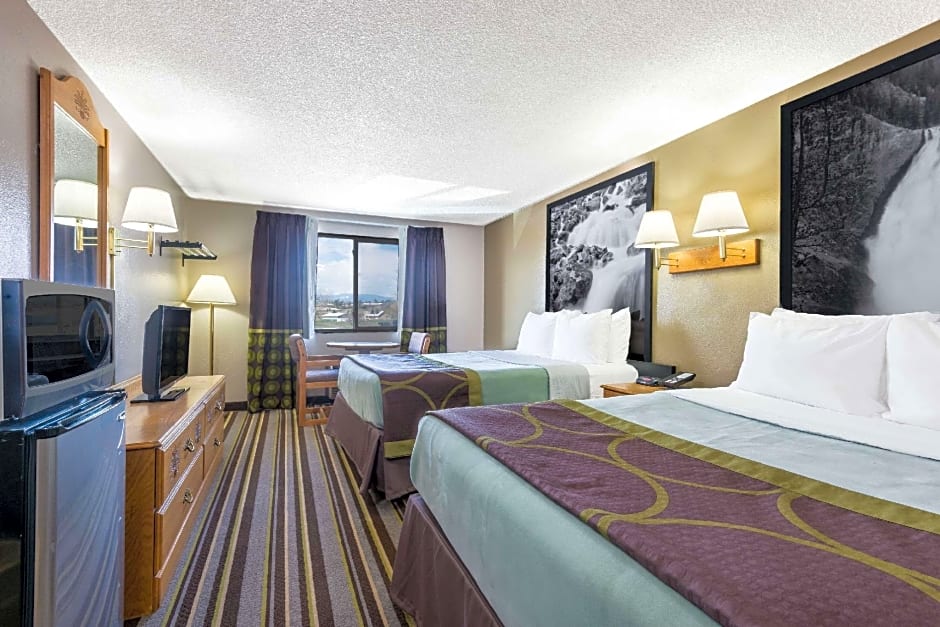 Super 8 by Wyndham Sheridan